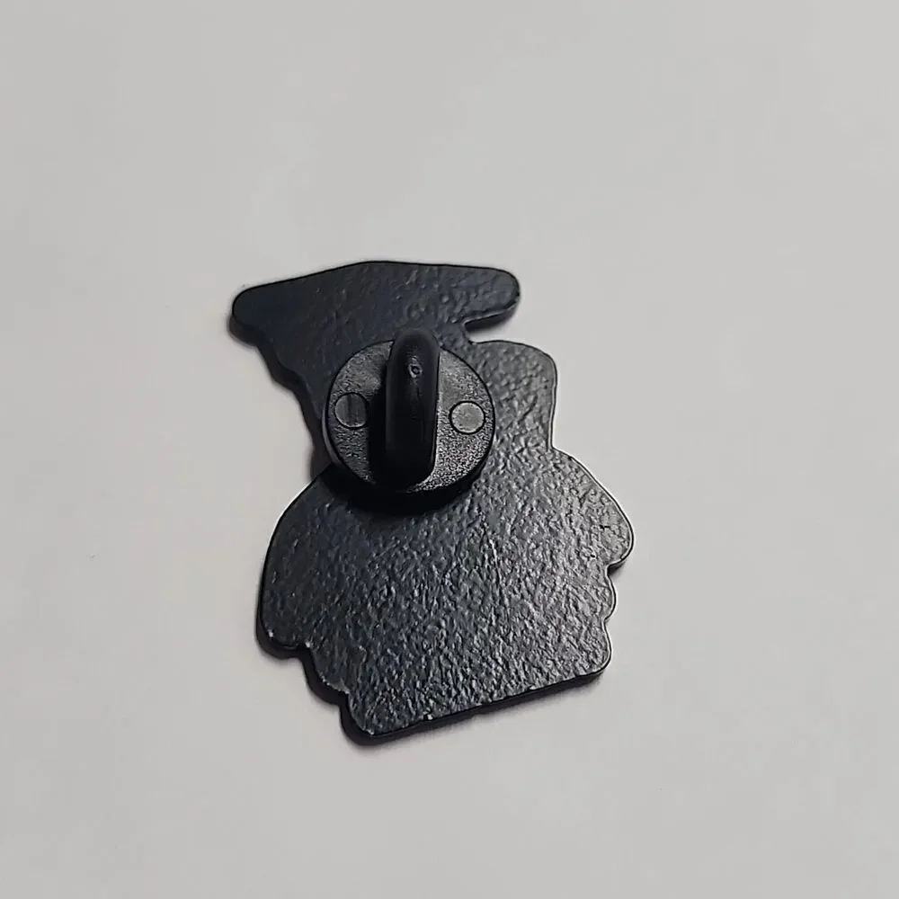 Black and White Graduation Skull Pin